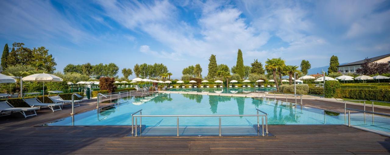 Hotel Caesius Thermae & Spa Resort Bardolino Exterior photo