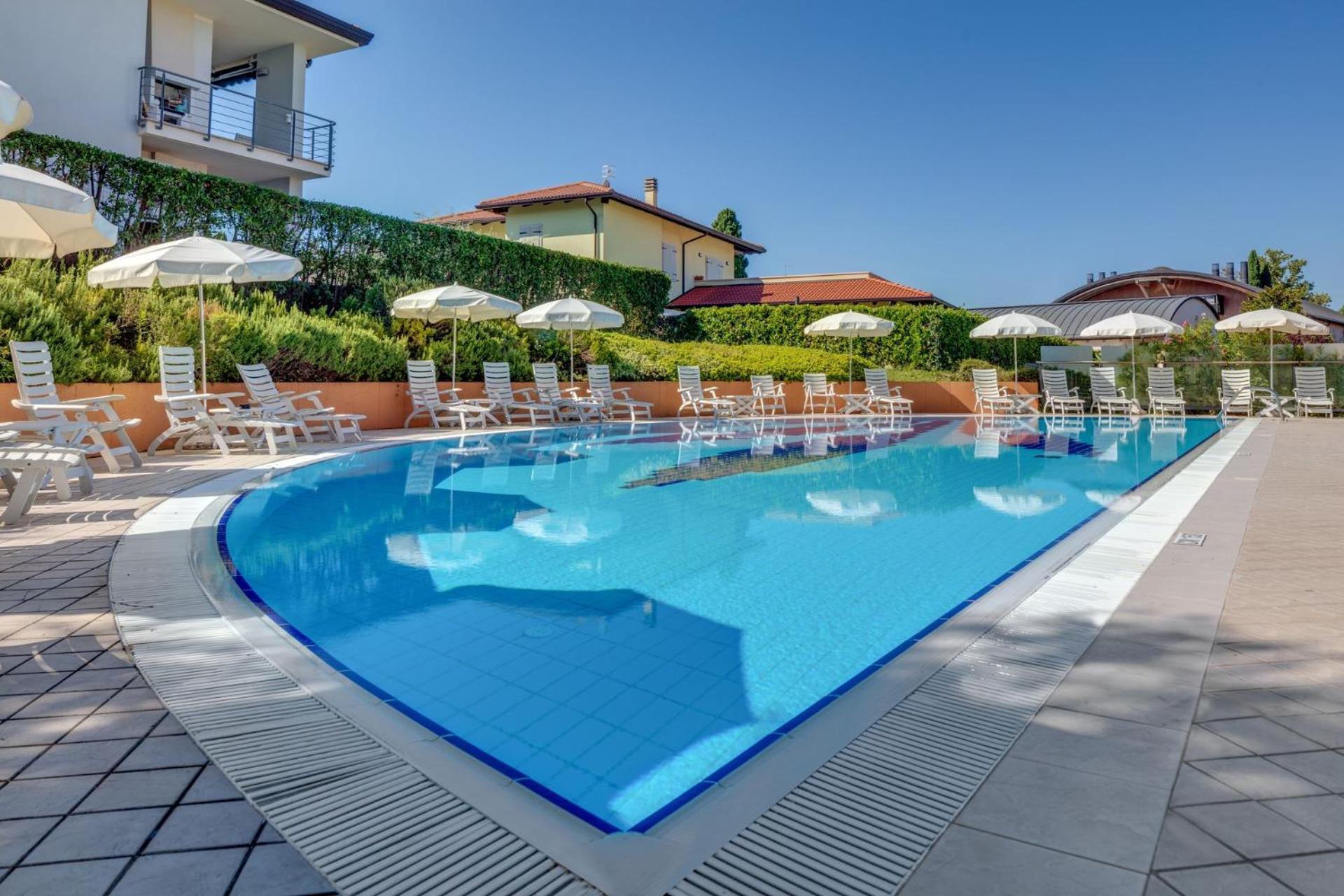 Hotel Caesius Thermae & Spa Resort Bardolino Exterior photo