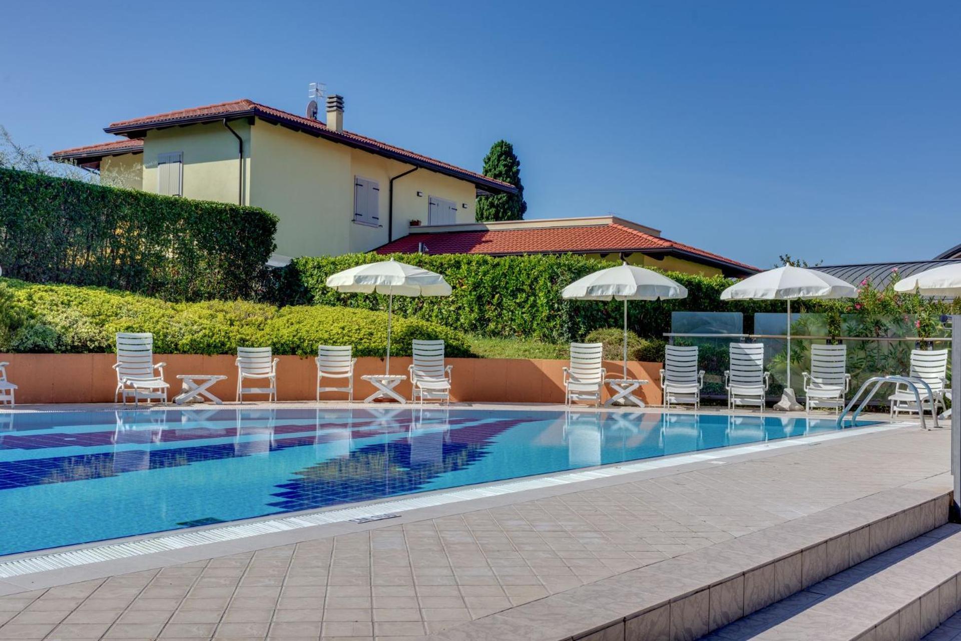 Hotel Caesius Thermae & Spa Resort Bardolino Exterior photo