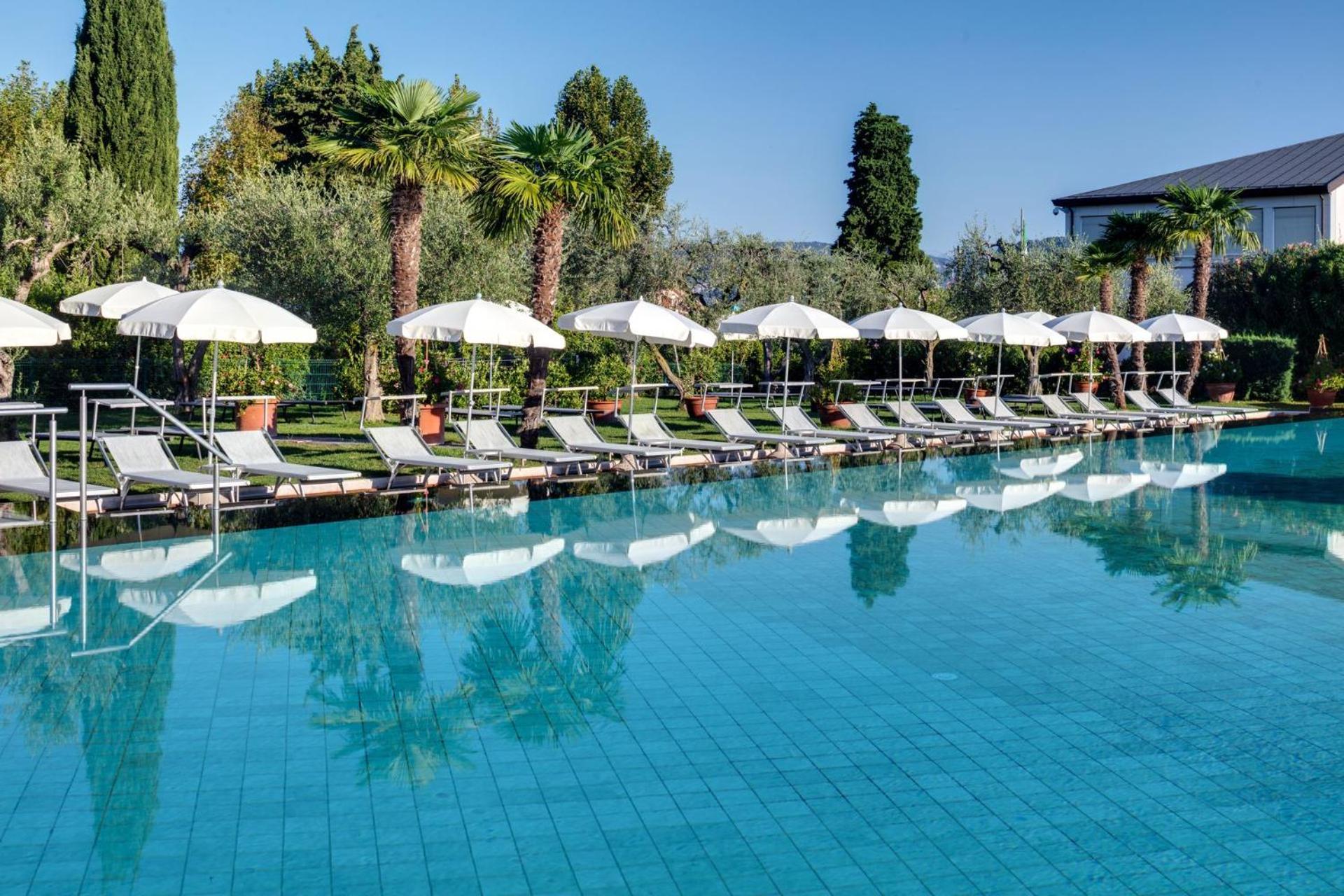 Hotel Caesius Thermae & Spa Resort Bardolino Exterior photo